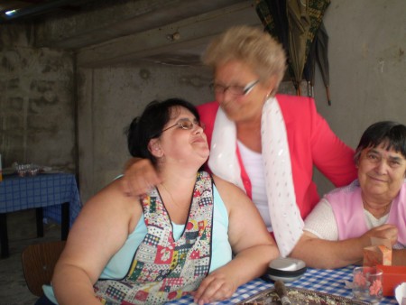 MILU, Flor e sua mãe